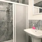 Castello Livings Apartment *