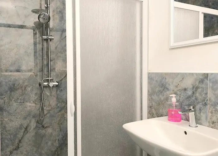 Castello Livings Apartment *